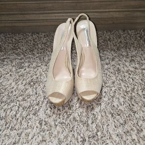 H by Halston Gold Textured Peep-Toe Heels